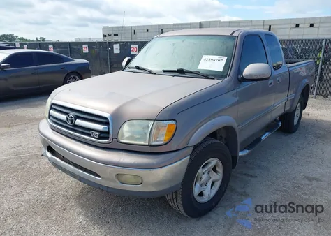2002 Toyota Tundra Ltd V8 из США, поврежденный, VIN 5TBRT38112S278928